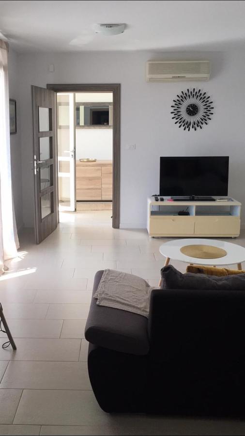Kairos Apartment Trogir Exterior photo