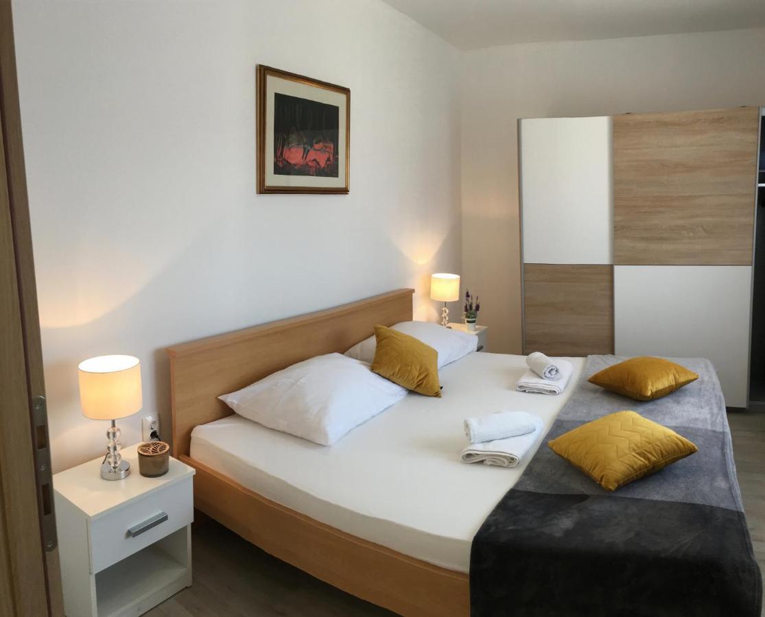 Kairos Apartment Trogir Exterior photo